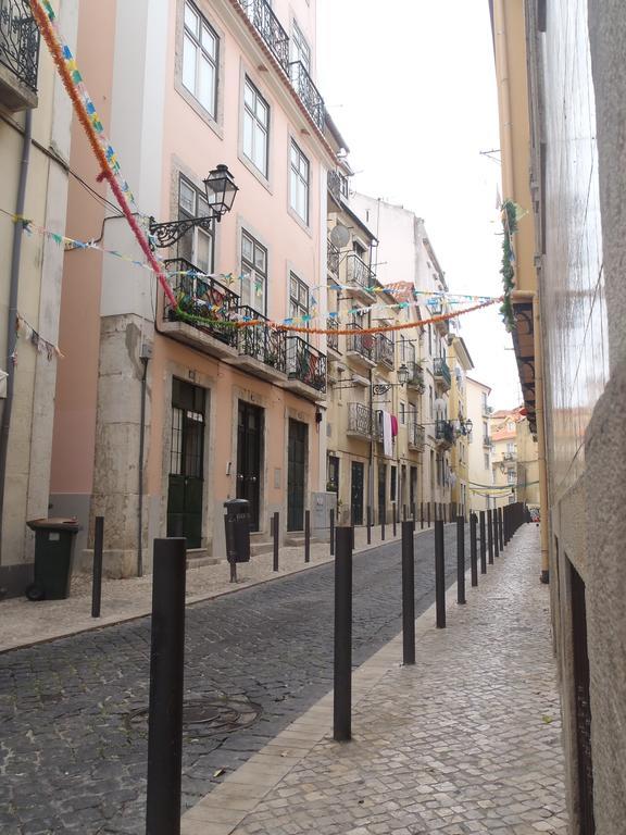 Ferienwohnung Casa Beco Do Castelo Lissabon Exterior foto